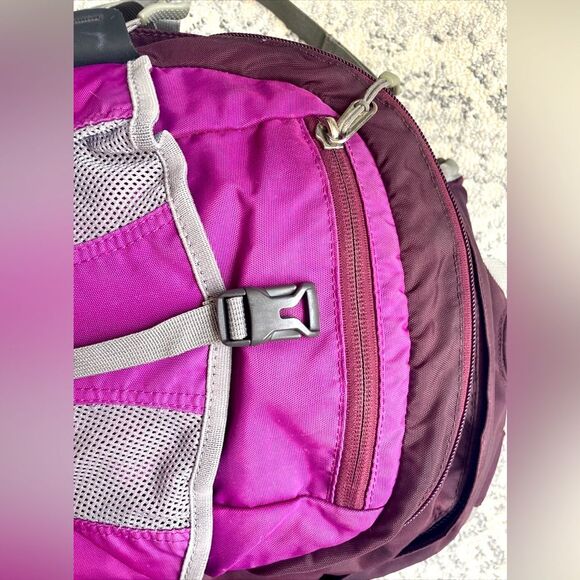 The North face Recon laptop bookbag Purple/Grey Padded Staps backpack - Picture 14 of 14